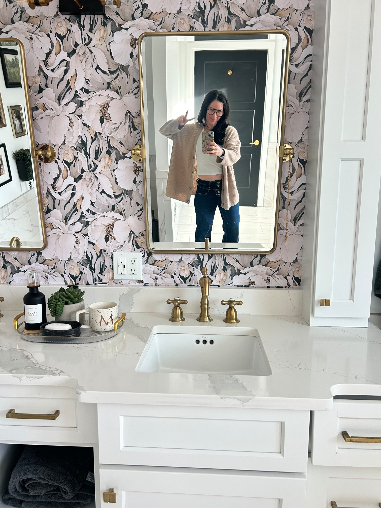 Loving my new peel and stick floral wall paper I got on Amazon. Totally transformed my bathroom in only a couple hours. I now have a favorite spot in my house. #bathroom #wallpaper

#LTKHome
