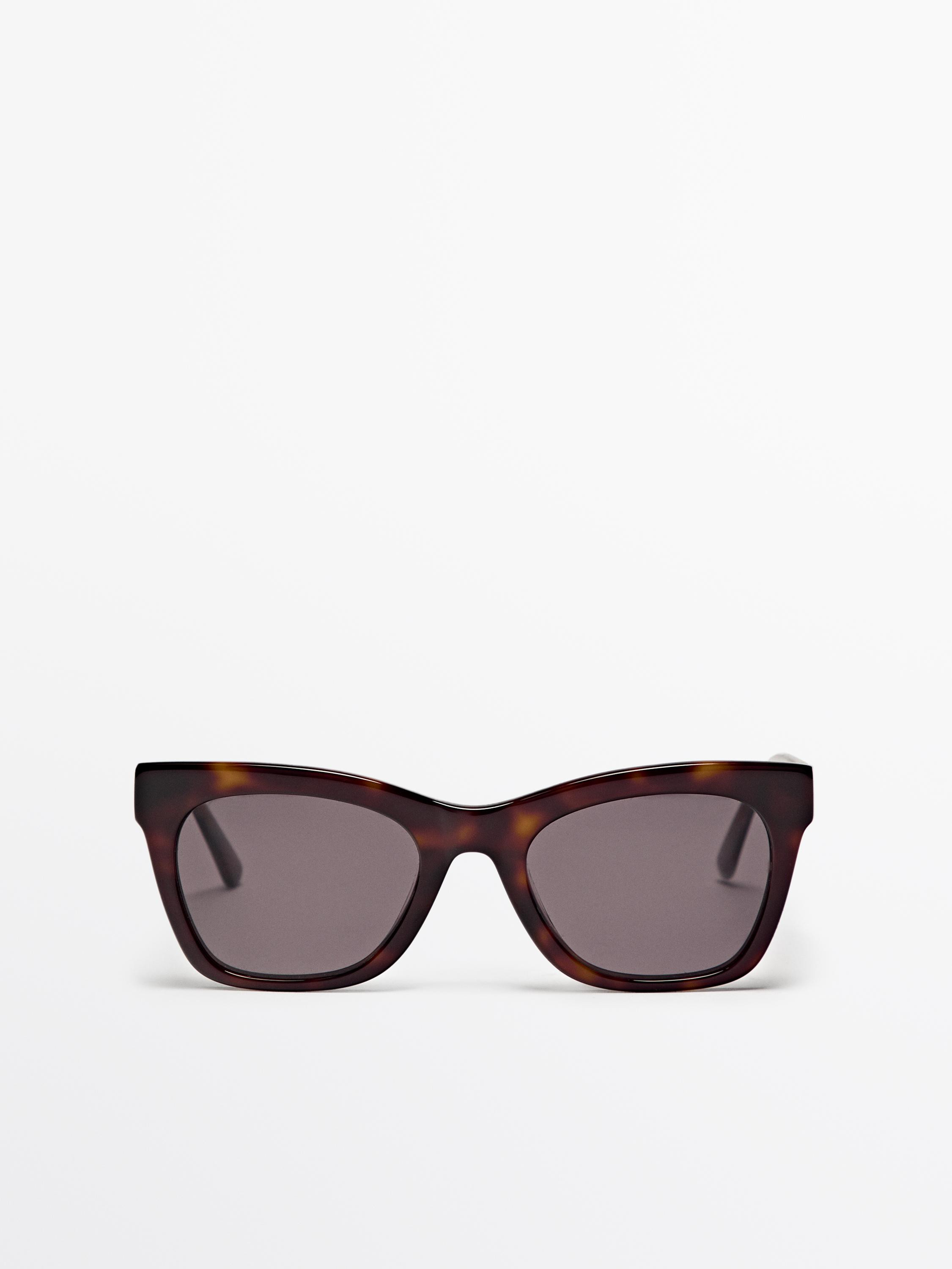 Square tortoiseshell effect sunglasses | Massimo Dutti UK