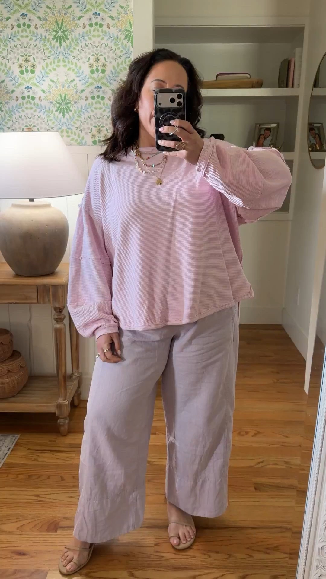 So comfy and cute and lovvvinnngg these fun colors ☀️🌸

#LTKvlog #LTKMidsize #LTKdayinmylife
