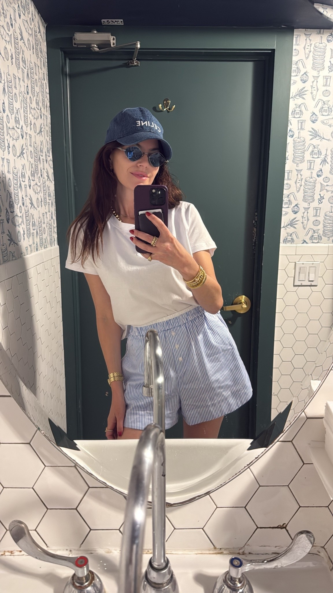 What I wore in NYC!

Women’s fashion, summer outfits, summer outfit inspo, summer fashion, summer style, trendy fashion, chic fashion, travel outfit, mom style, New York outfit inspo 


#LTKStyleTip #LTKOver40 #LTKSeasonal