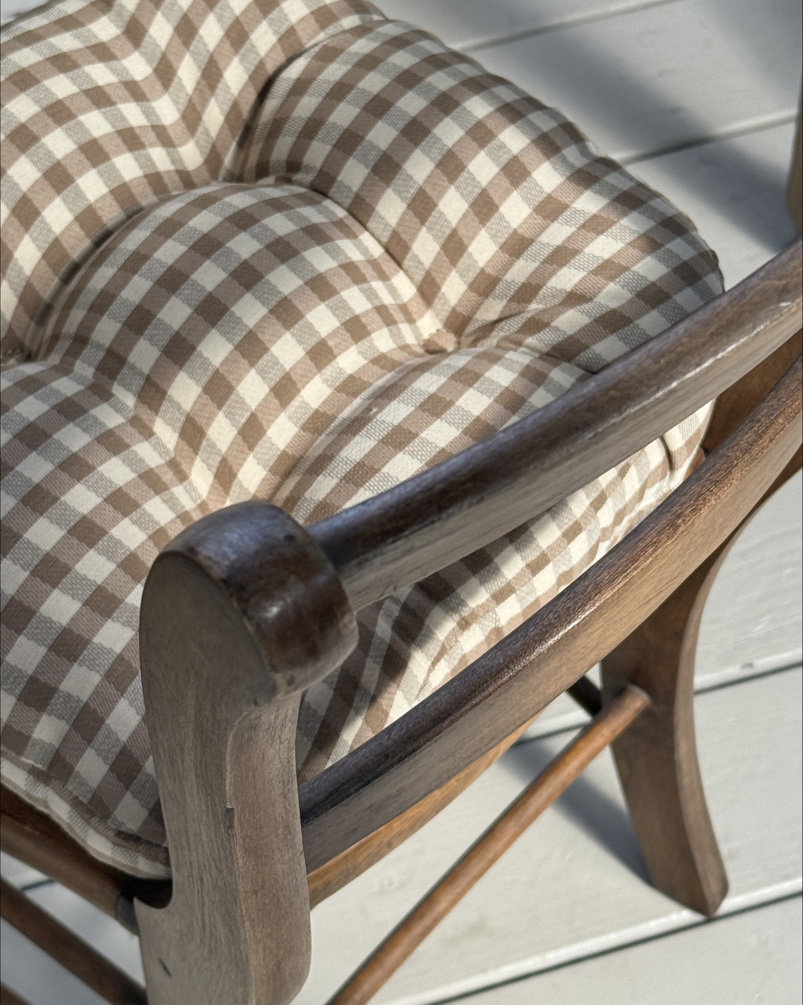 Found the perfect seat cushions for cozy cottage days — indoors or outdoors. I love that they’re gingham (hello, timeless cottage vibes) and they have a non-slip bottom so they actually stay put! Obsessed is an understatement. Linked them for you on Amazon because they’re too good not to share! 🤎🧺✨🦆

#HomeGoals #CottageCore #AmazonFinds #CozyVibesOnly #Patio #spring #porch #outdoorchairs #patiofurniture 

#LTKSeasonal #LTKFindsUnder50 #LTKHome