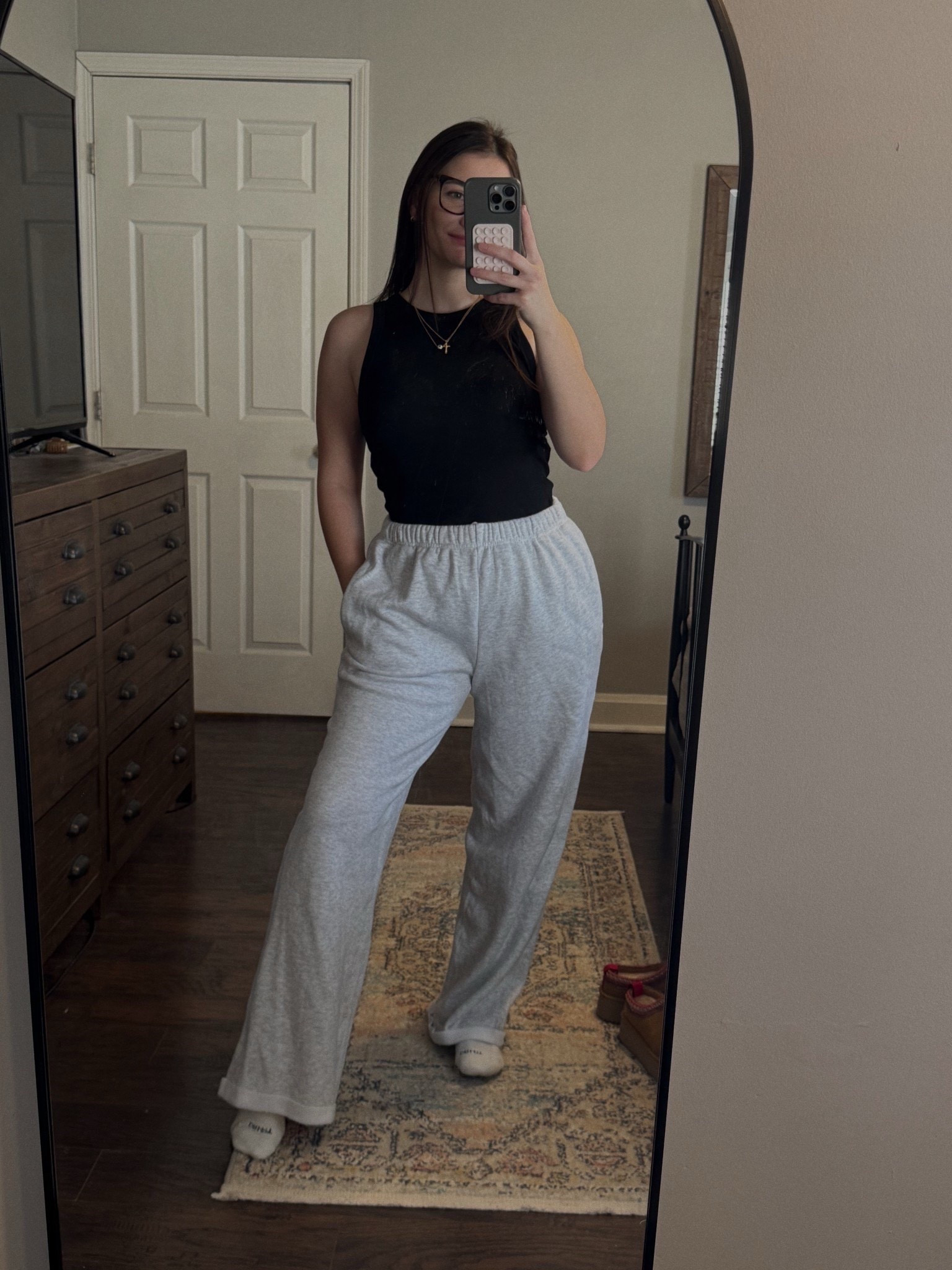 Cozy casual athleisure ootd

Skims, sweatpants, spring outfit, mom outfit

#LTKmomlife #LTKootd #LTKdayinmylife