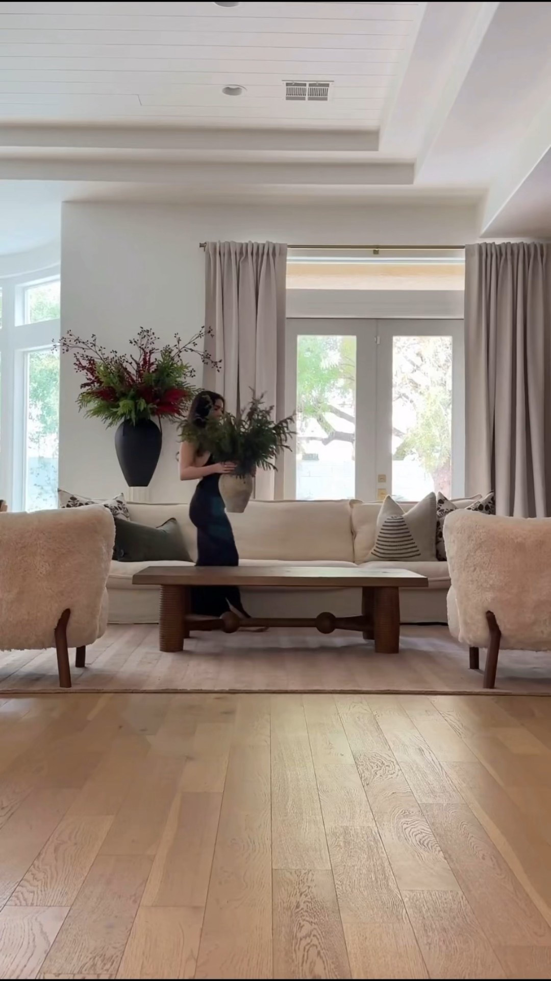 Holiday styling 

#LTKHome #LTKHoliday