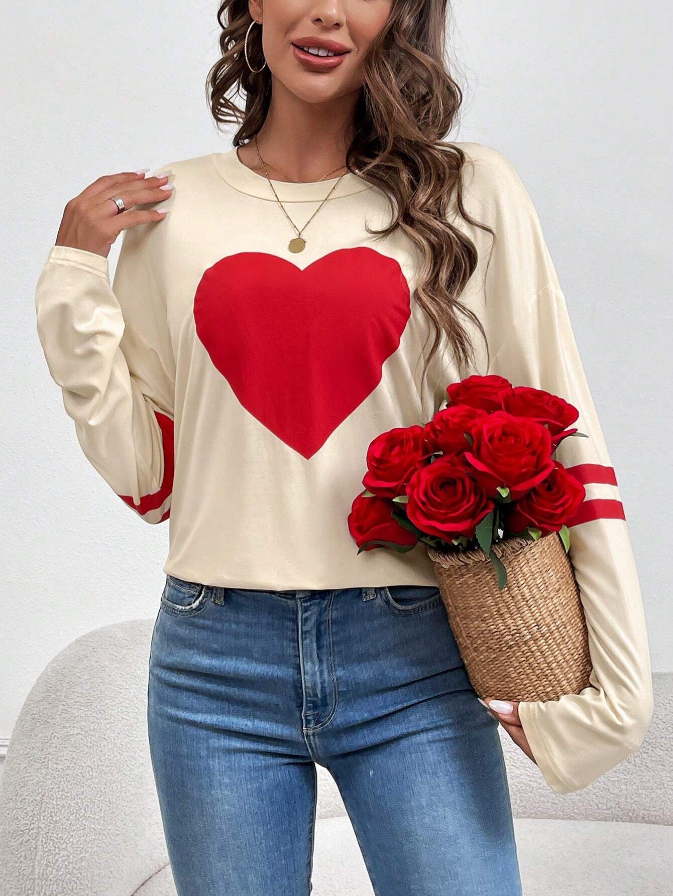 SHEIN LUNE Women'S Long Sleeve T-Shirt With Heart Print | SHEIN