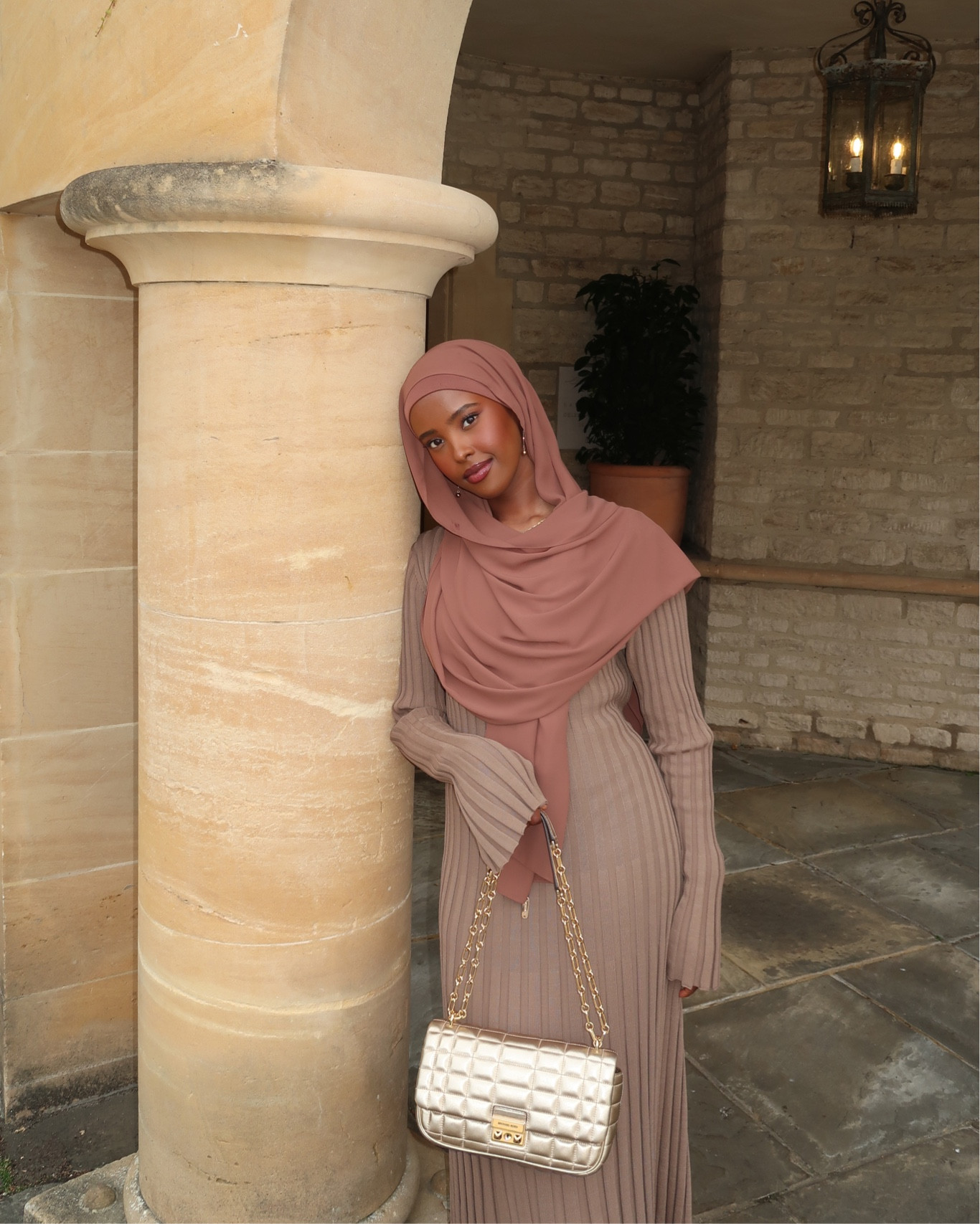 modest autumn dress 🫶🏾