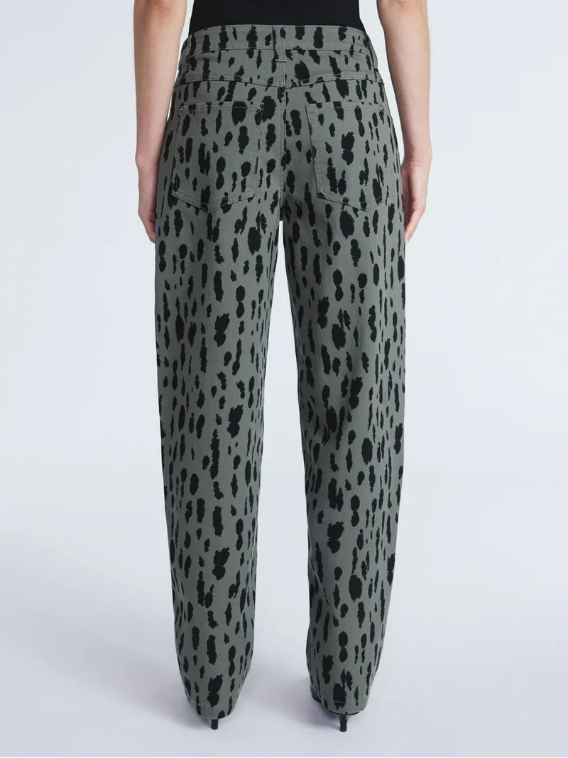 Scoop Women's and Women’s Plus Animal Print Barrel Jeans, Sizes 0-26 | Walmart (US)