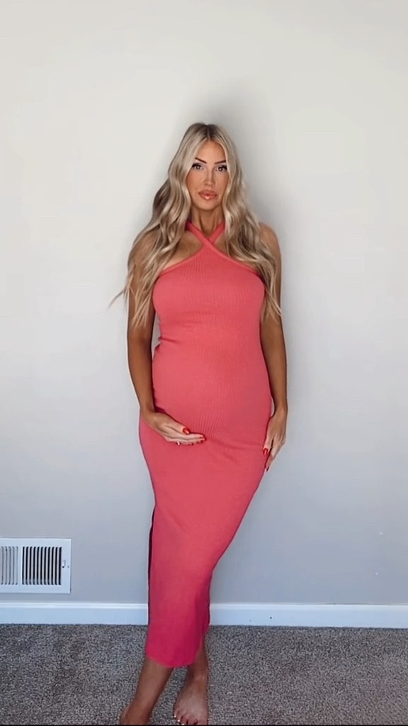 What I ordered vs. what I got from Old Navy 💗 bump friendly dresses 👶🏼

#LTKstyletip #LTKbump #LTKunder100