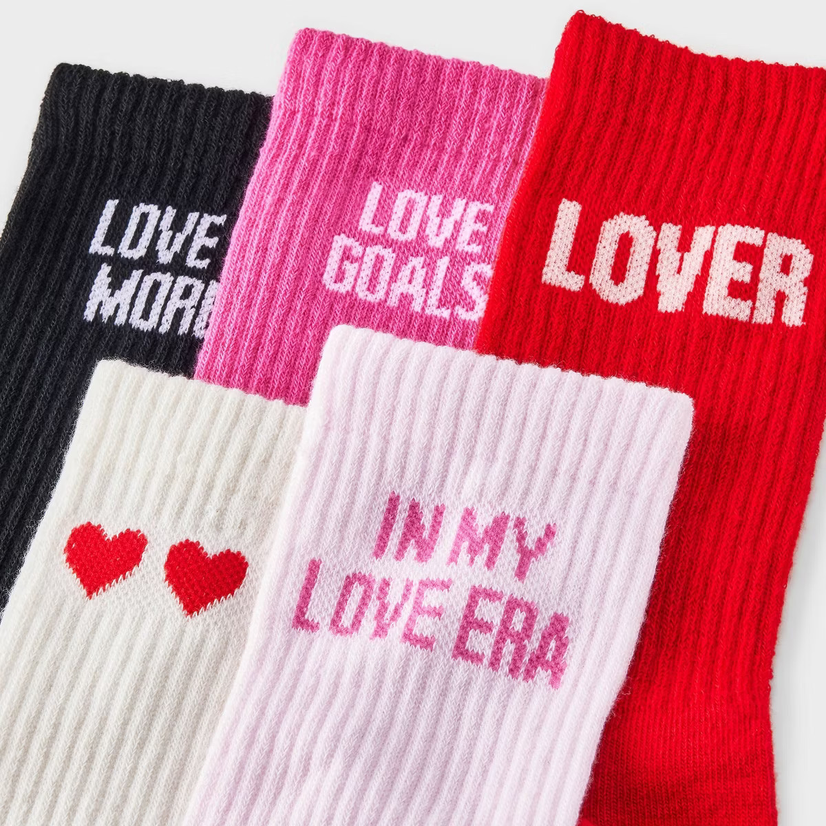 Women's Valentine's Day Ribbed 5pk Crew Socks -  4-10 | Target