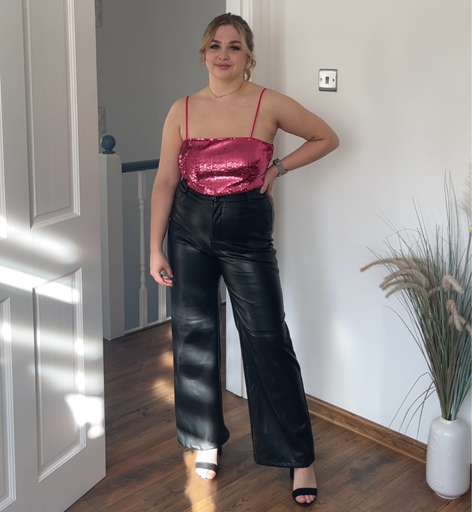 Little sparkly moment 💖

#LTKunder100 #LTKeurope #LTKSeasonal