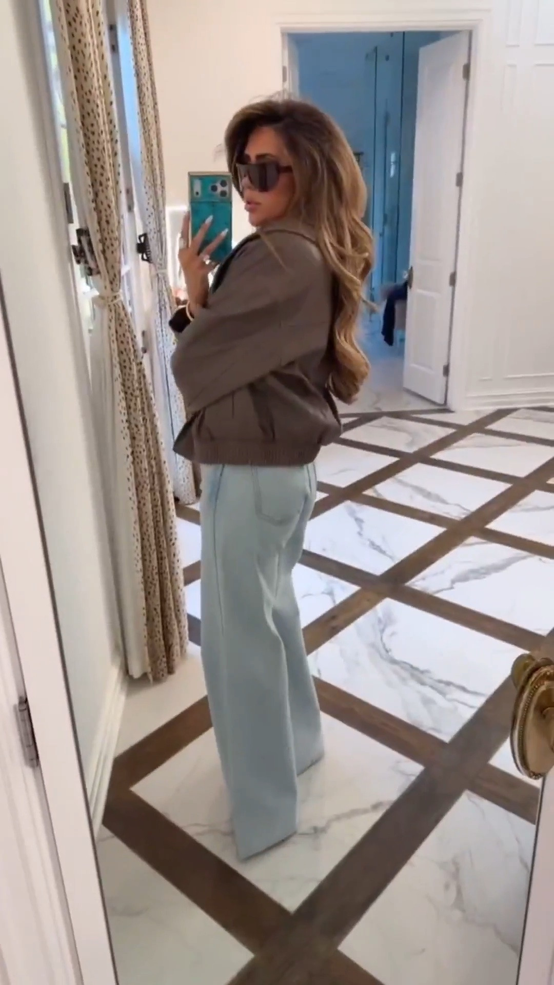 This jacket is too cute and still in stock! I’m wearing a small!! It runs oversized! 

Zara fashion, Zara finds, Fall outfits women, Autumn outfits, Fall jackets, Fall fashion hauls, Business casual workwear, Date night outfits, Gemma Beauty, Emily Gemma

#LTKSeasonal #LTKWorkwear #LTKootd