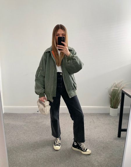 Ways to wear a green bomber jacket 💚

An easy, everyday outfit: white T-shirt, black jeans and converse. 



#LTKSeasonal #LTKstyletip #LTKeurope
