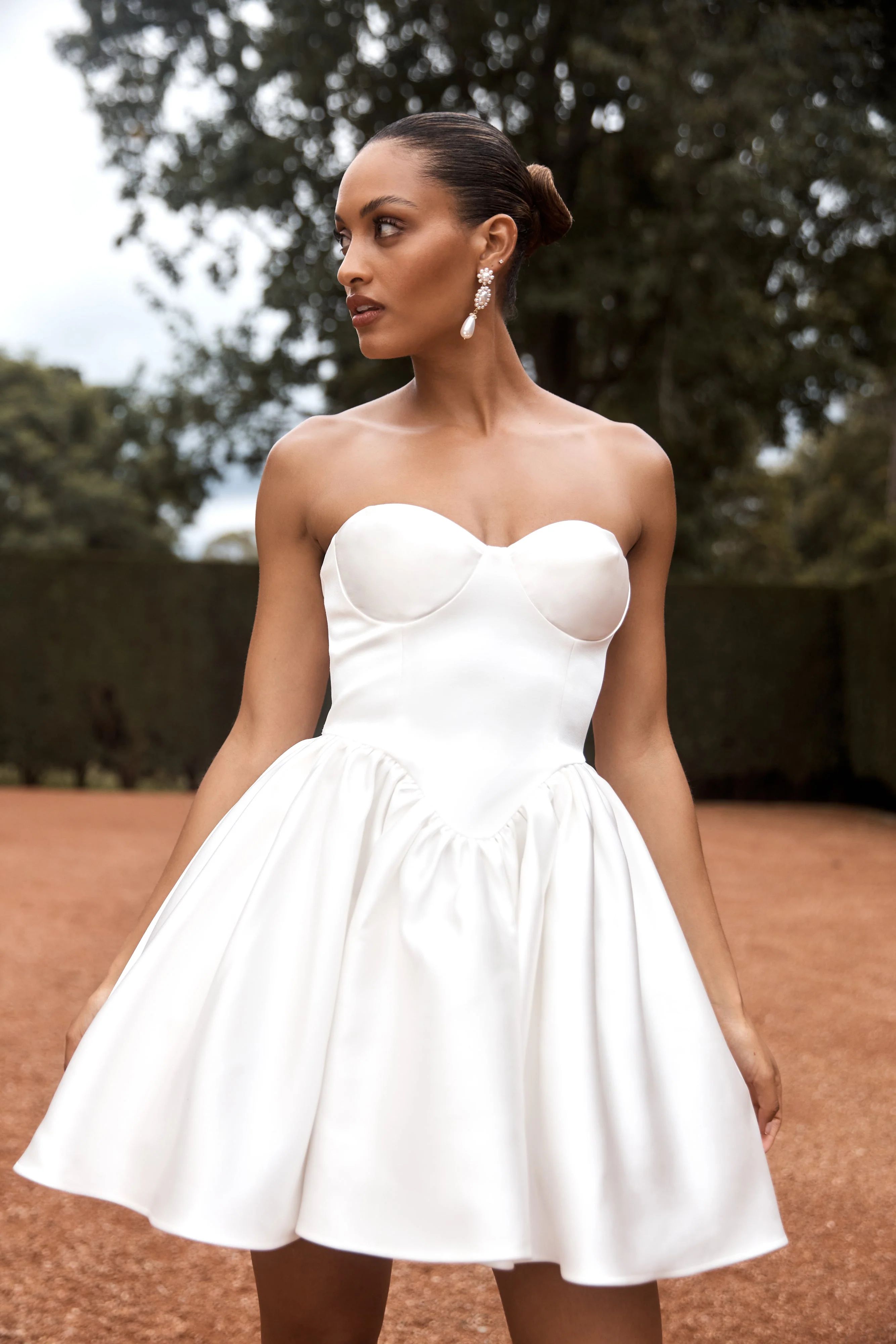 Hollie Structured Corset Mini Dress - White | MESHKI US
