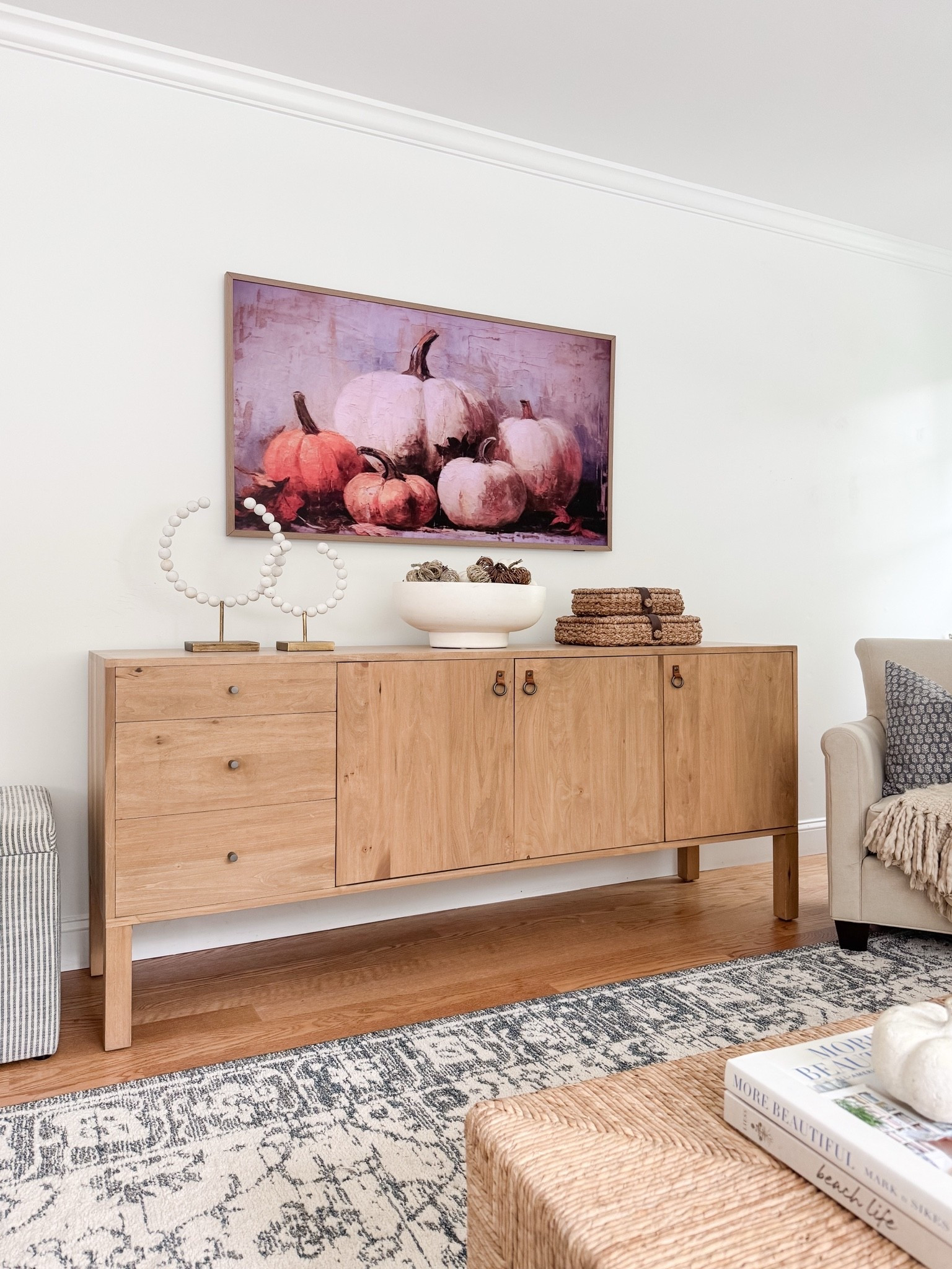 Coastal Living Room

Home decor, fall decor, frame TV, sideboard, media console table jute rug, sherri calnan home

#LTKHome #LTKSeasonal