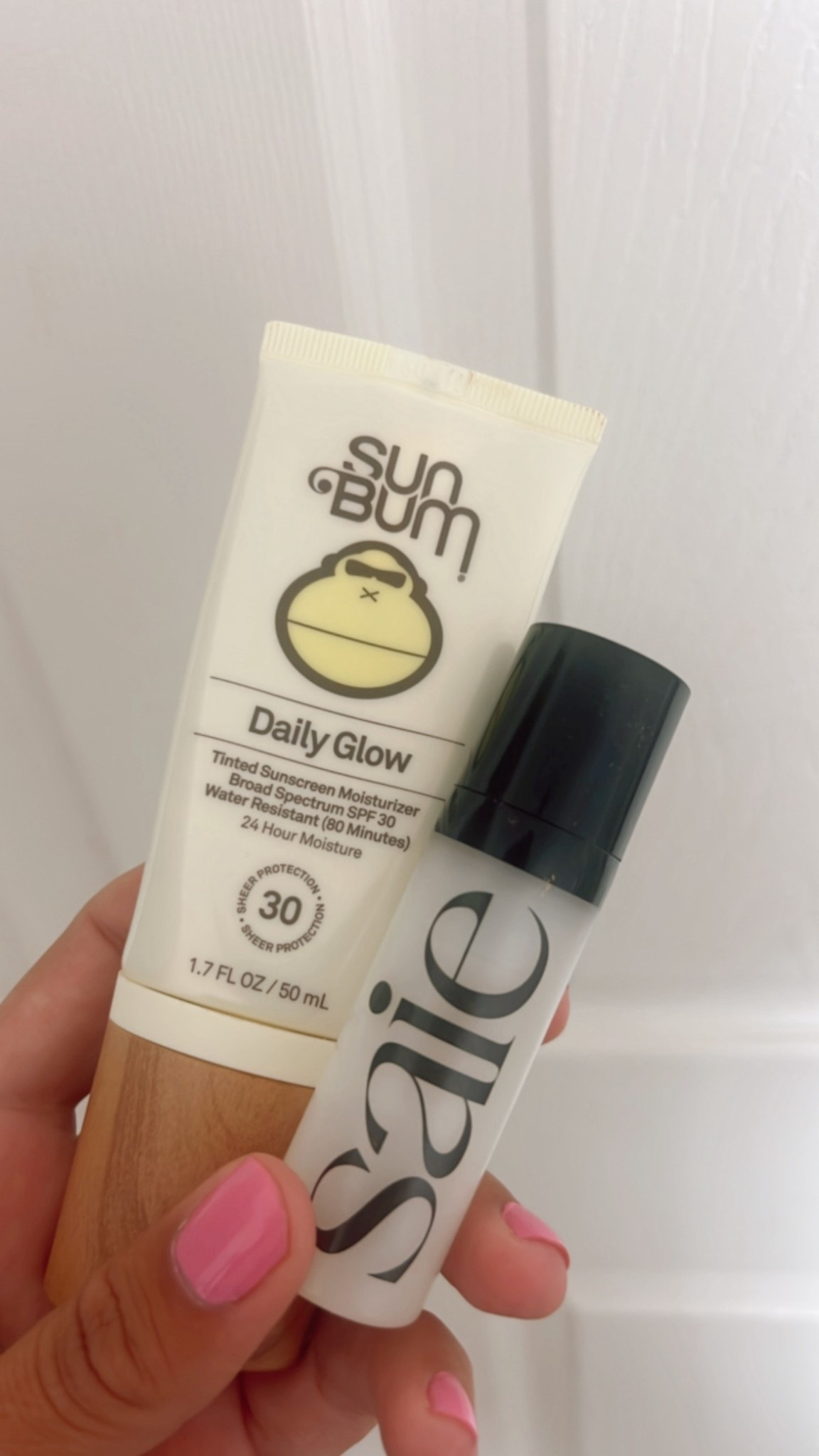 Current Daily Combo 💫
… re-ordering the Saie (in Sunglow) for pick up now, thought I’d share! Easy, glowy combo!



#LTKBeauty #LTKSeasonal