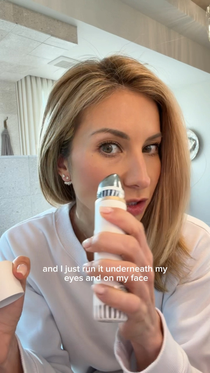 Therabody TheraFace Depuffing Wand

#LTKOver40 #LTKBeauty