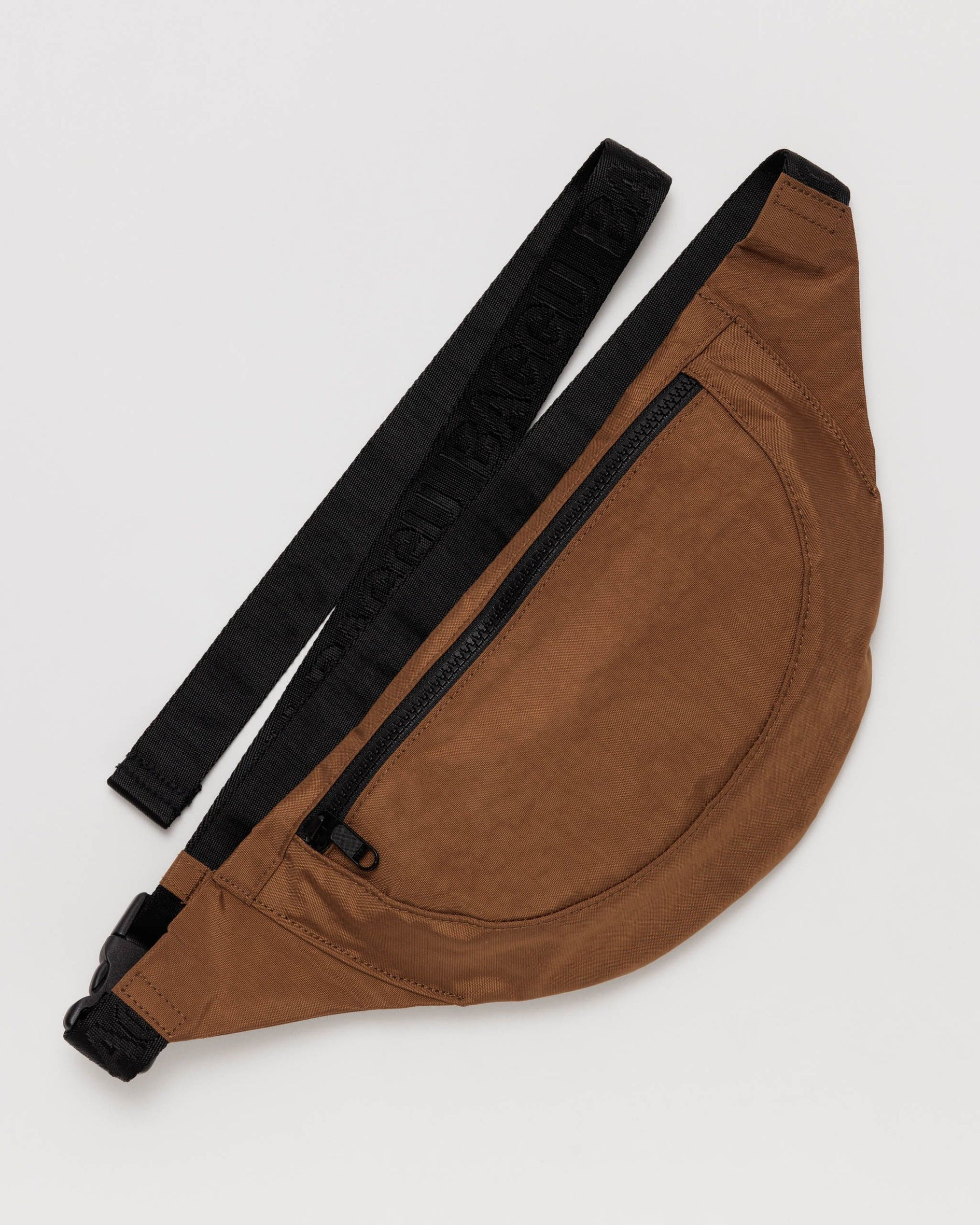 Crescent Fanny Pack : Brown - Baggu | BAGGU