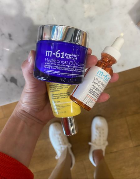 PSA FRIENDS! 25% off all M-61 products at Bluemercury with code 25OFFM61 - I linked all my favorites. Special shout-out to the peel pads, have been using for years! 
Starts today - March 27. Don’t miss out! @Bluemercury #BluemercuryPartner
