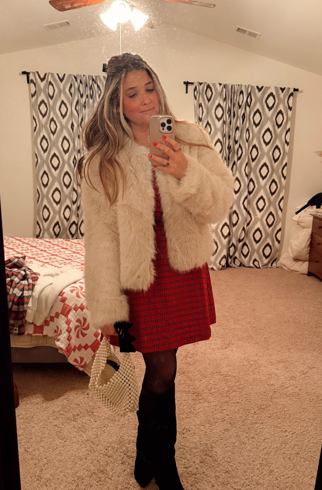 Christmas outfit 🎄

#LTKHoliday #LTKFindsUnder100 #LTKSeasonal