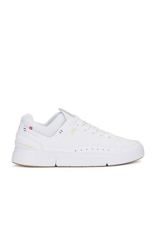 On The Roger Centre Court Sneaker in White | FWRD 