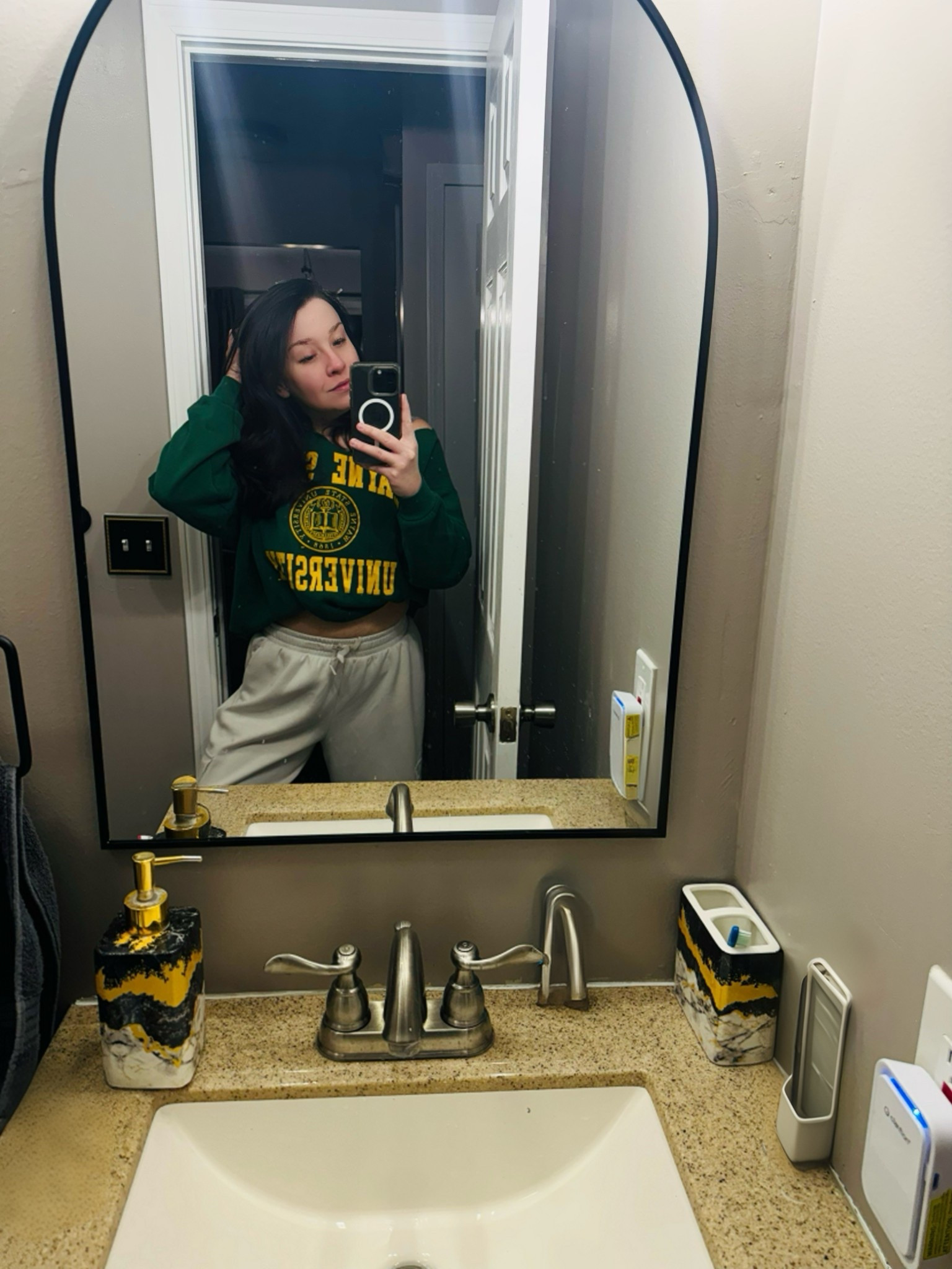 Cozy Michigan winter nights hit different after a long day of mom life ✨❄️
Finally winding down, slipping into my comfiest sweats, and taking a quiet moment for me before the chaos starts all over again tomorrow. Grateful for the little pockets of peace — soft lights, warm coffee, and a sweatshirt that feels like a hug. 💚🤍

Shop my cozy winter mom-night faves on LTK 🤍⬇️
#momlife #michiganwinter #cozyseason #ltkhome #ltkliving #ltkfashion #mommoment #selfcareroutine #wintervibes #nighttimemagic #comfyclothes #wintercozy

#LTKselfcare #LTKmomlife #LTKootd