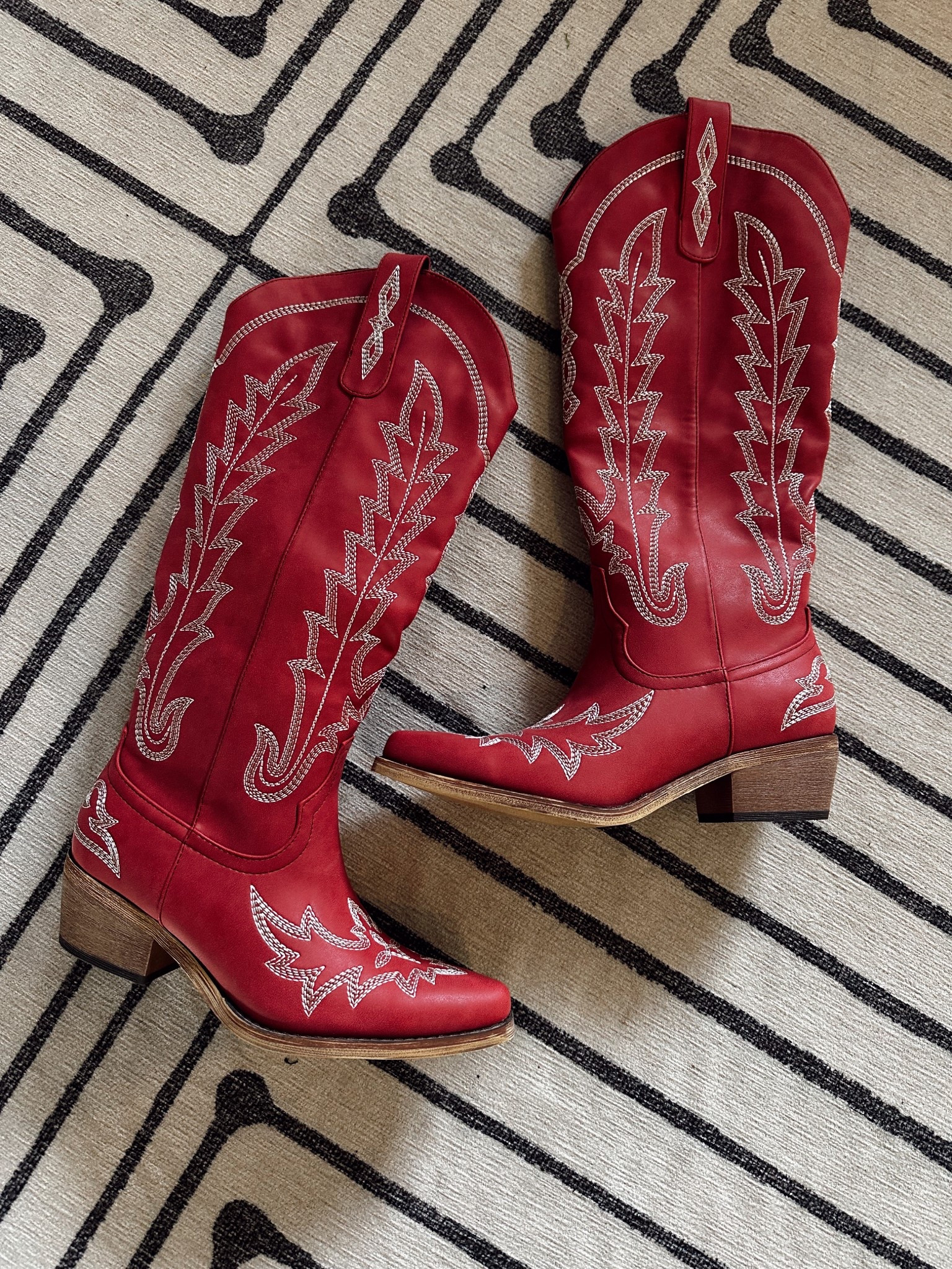 Amazon boots 

#LTKSaleAlert #LTKStyleTip #LTKSeasonal