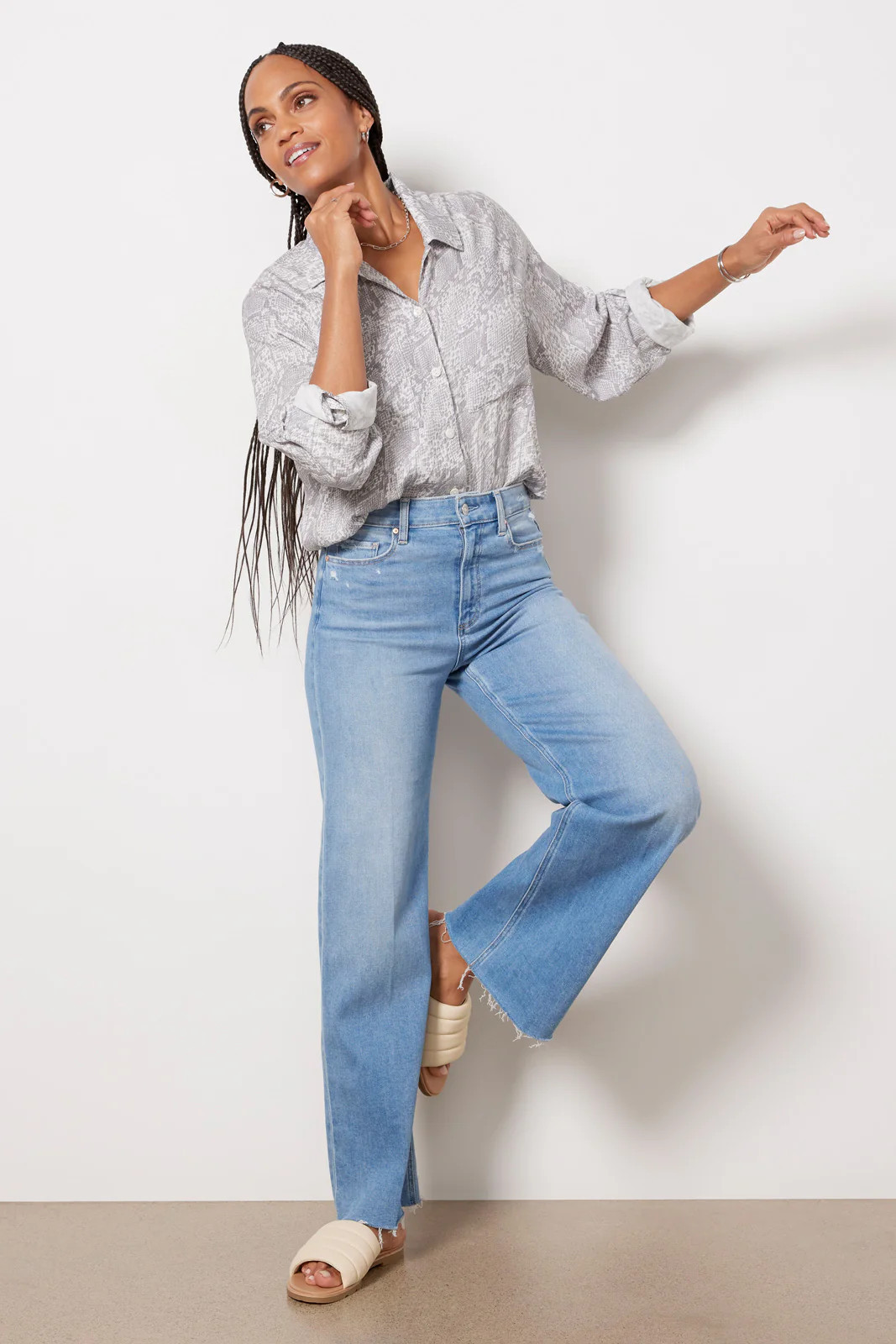 Anessa 31` W/ Raw Hem | Evereve