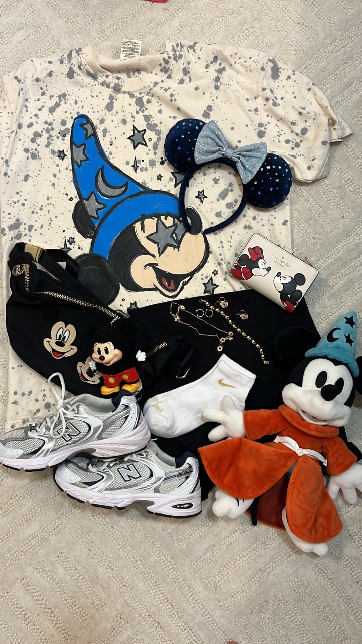 Disney world outfit idea

#LTKTravel #LTKSeasonal #LTKootd