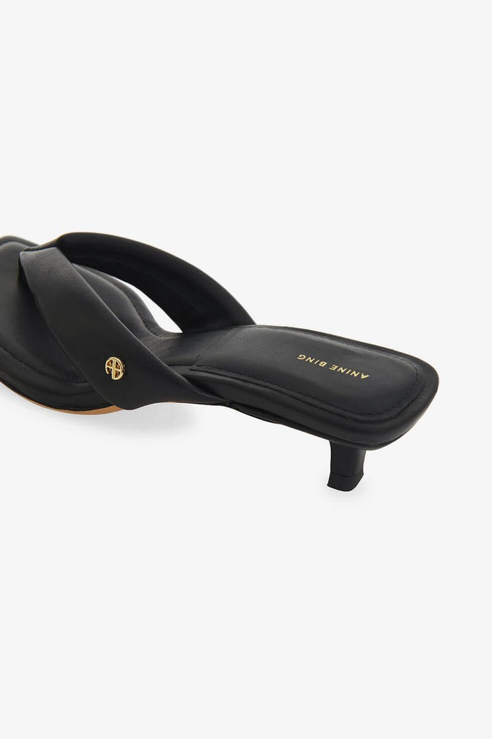 Viola Sandals - Black | Anine Bing