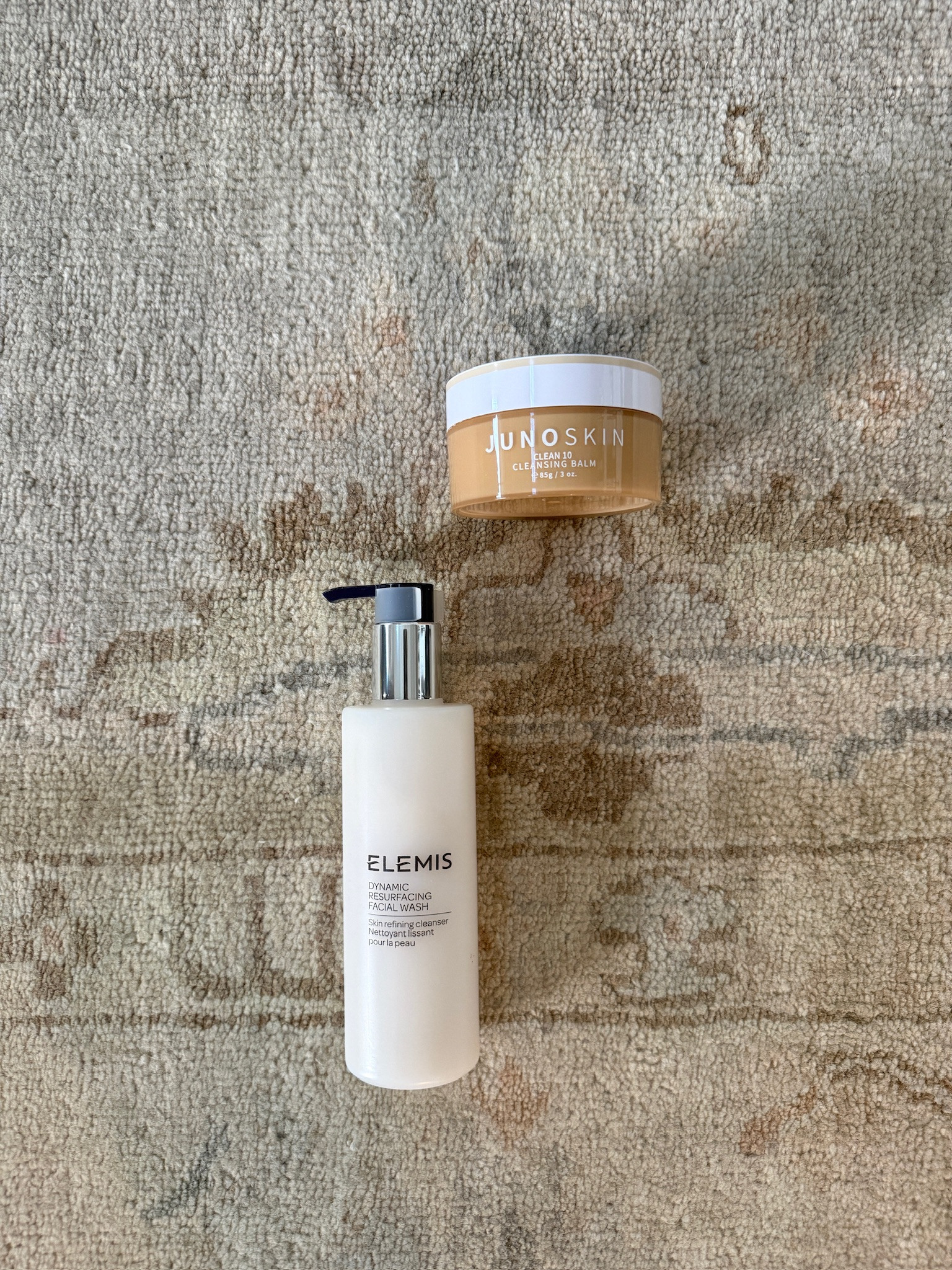 Facial cleansing and balm recommendations!

Resurfacing facial wash, anti-aging exfoliating face wash, cleansing balm, Grace White