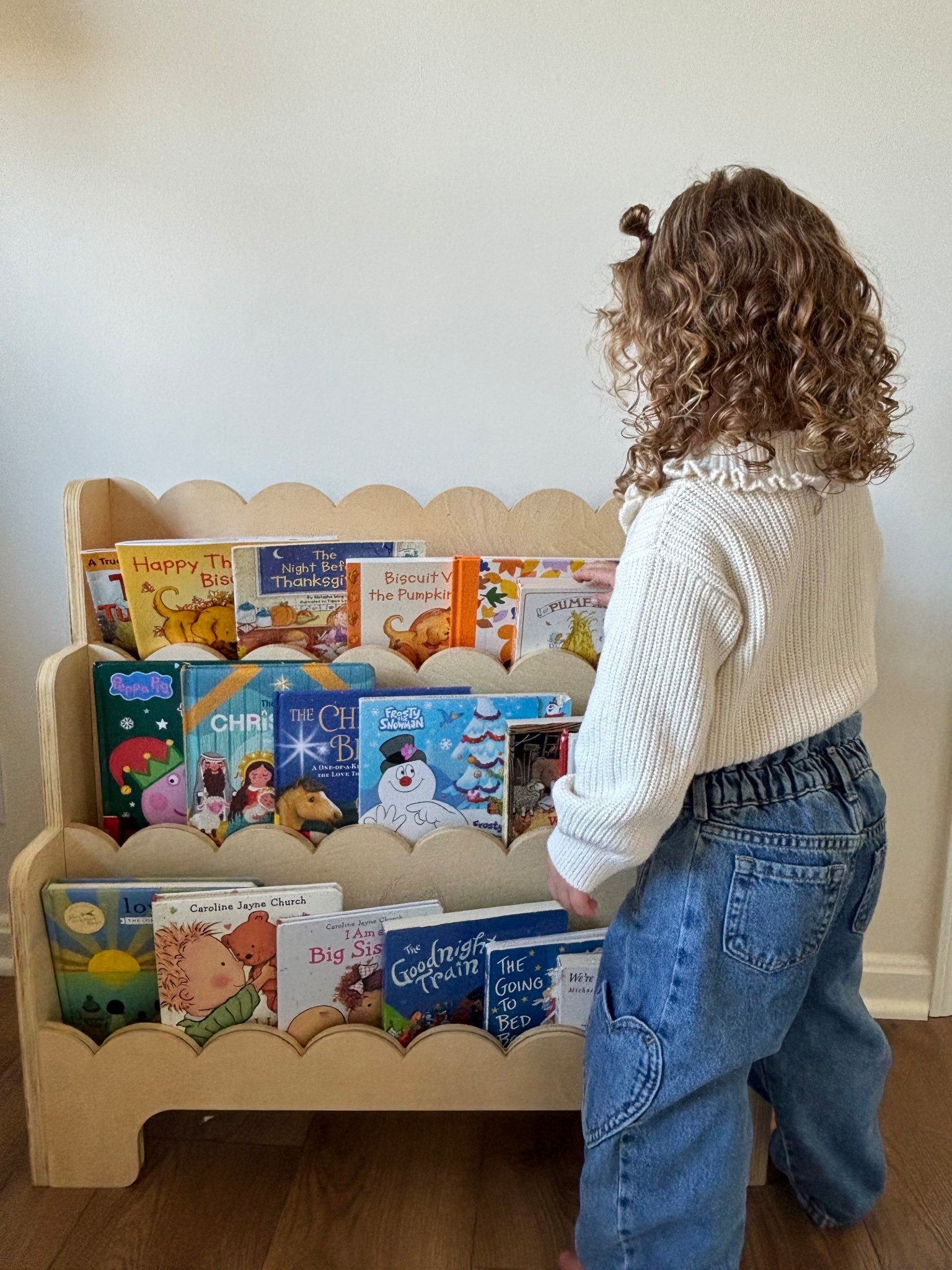 Toddler bookshelf & fit 📖📚

#LTKFindsUnder100 #LTKKids #LTKFamily