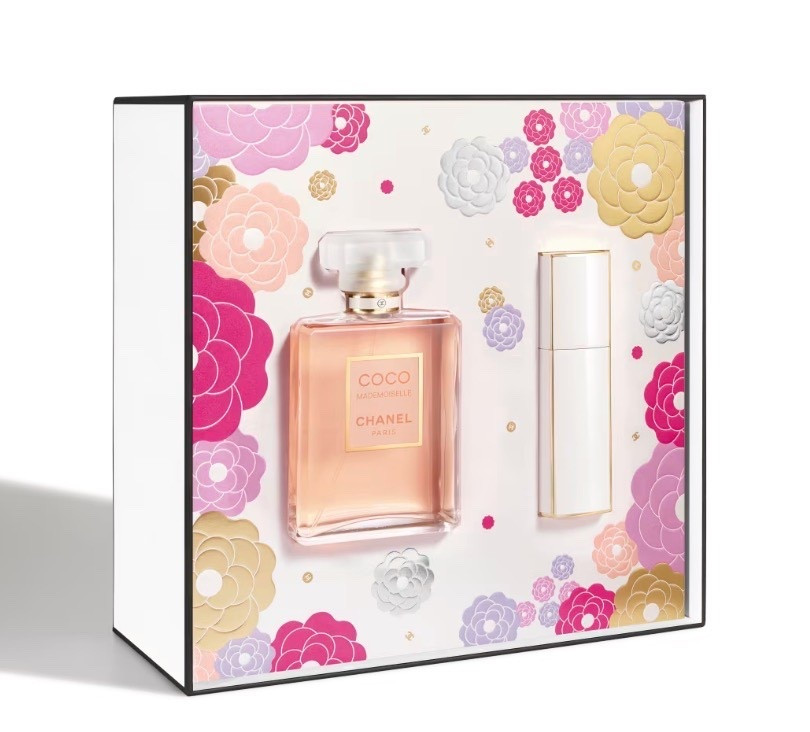 Chanel COCO MADEMOISELLE
Eau de Parfum Twist and Spray Set and CHANCE EAU TENDRE
Eau de Toilette Twist and Spray Set