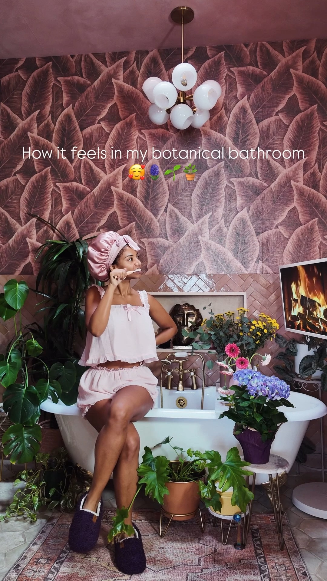 Good morning from my botanical bathroom 🤭🌱🪻🌺

#LTKgrwm #LTKmorningroutine #LTKHome