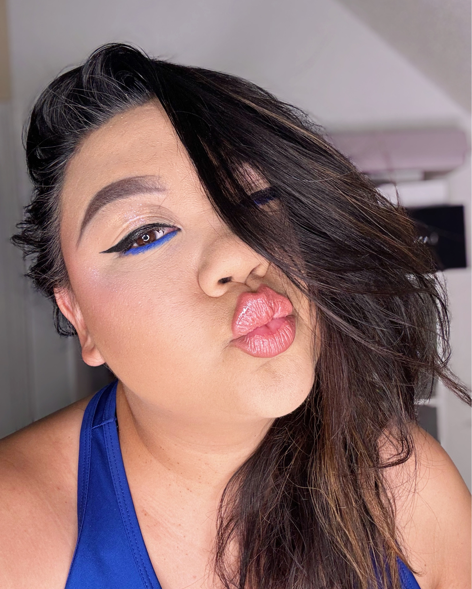 Blue eyeliner is a brown eyed girls best friend ✨ no one does it like urban decay 💋

Urban decay 24/7 glide on waterproof eyeliner pencil :$23 

Shade: Chaos 

#LTKFindsUnder50 #LTKBeauty