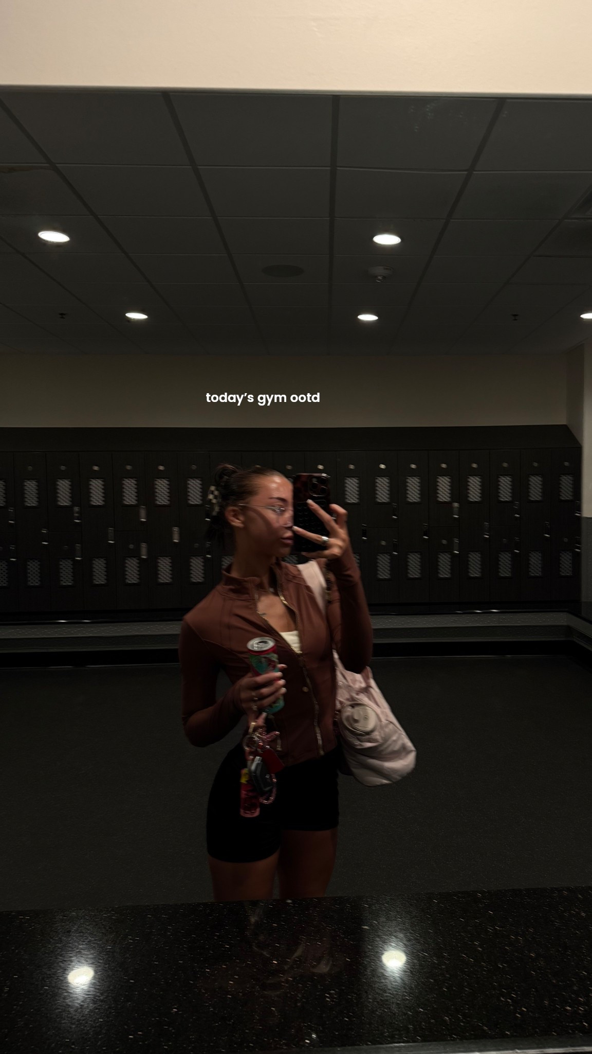 found an Amazon workout jacket that looks juuuust like the lulu define jacket 🤏🏽🤏🏽🤏🏽 I gotta say this is my nicest workout jacket I own - SUUUPER high quality & snatches in all the right places. The gold zipper is also so good. It comes in tons of colors!  

#LTKfitnessgoals #LTKmorningroutine #LTKootd