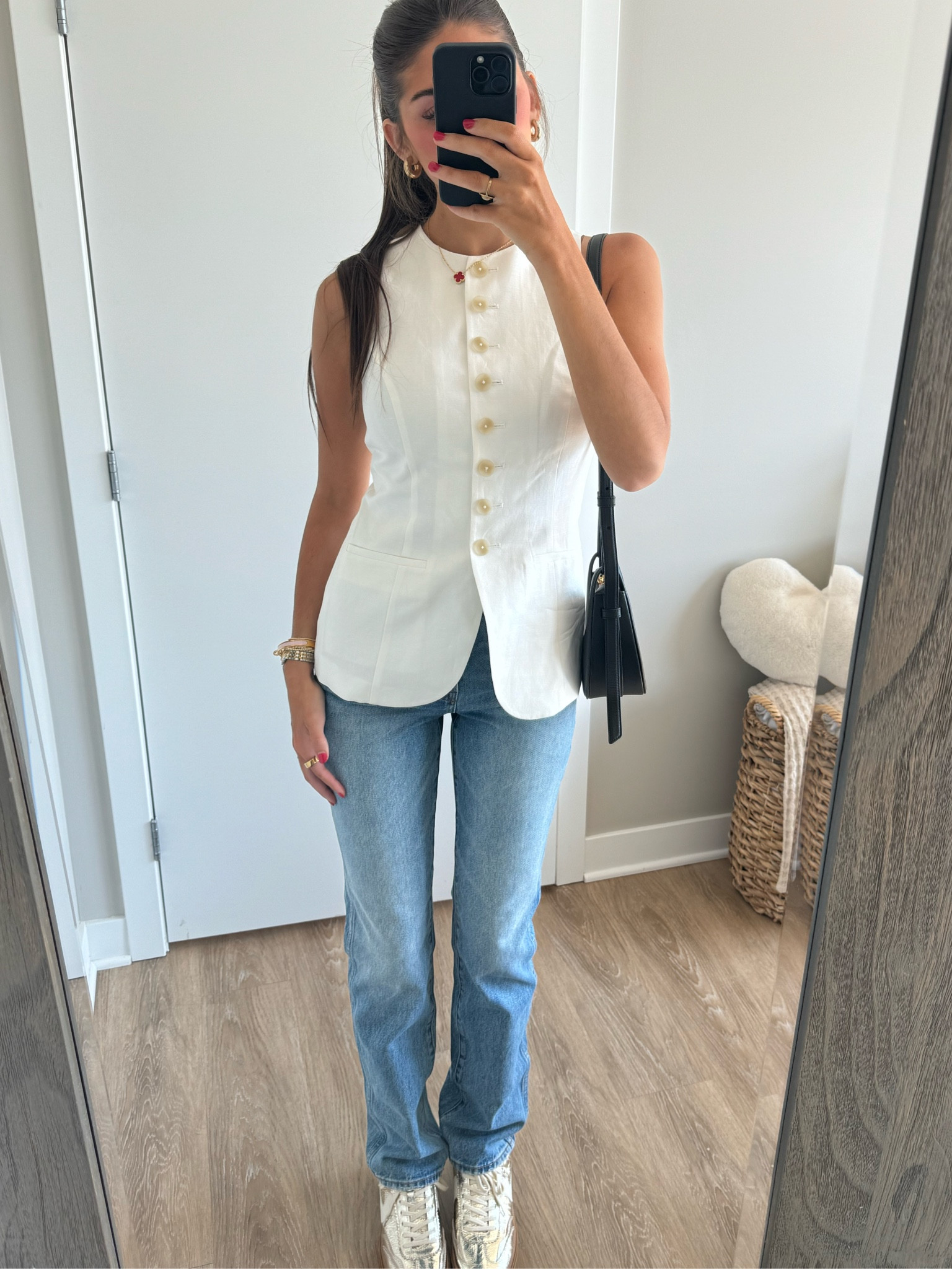 Fit for lunch✨🧦🤍
Size 25 jeans, size XS top, size 10 shoes

#LTKActive #LTKSeasonal #LTKFallSale