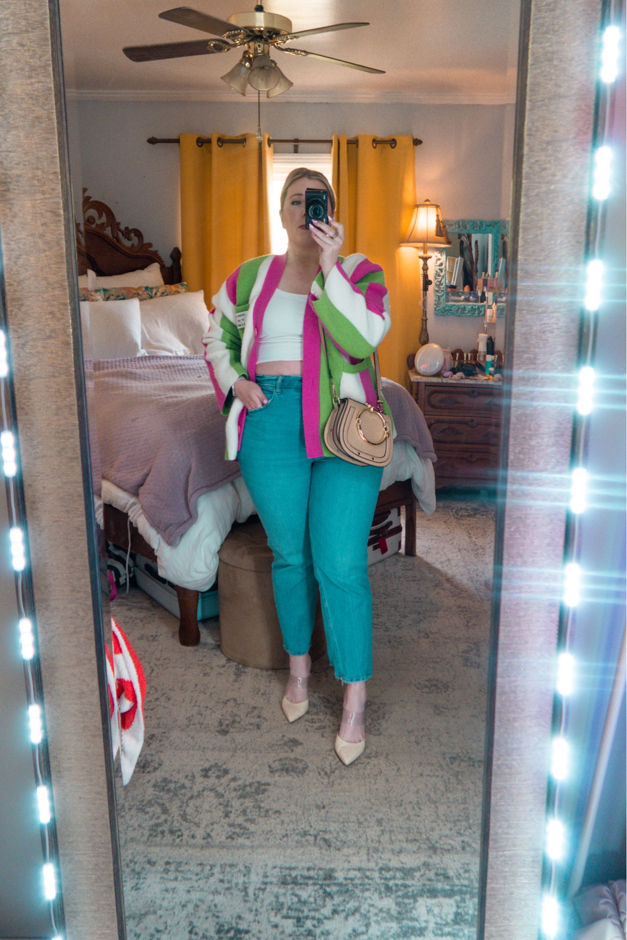 Another amazing amazon find - this spring oversize spring cardigan is perfection 

#LTKSeasonal #LTKunder50 #LTKcurves