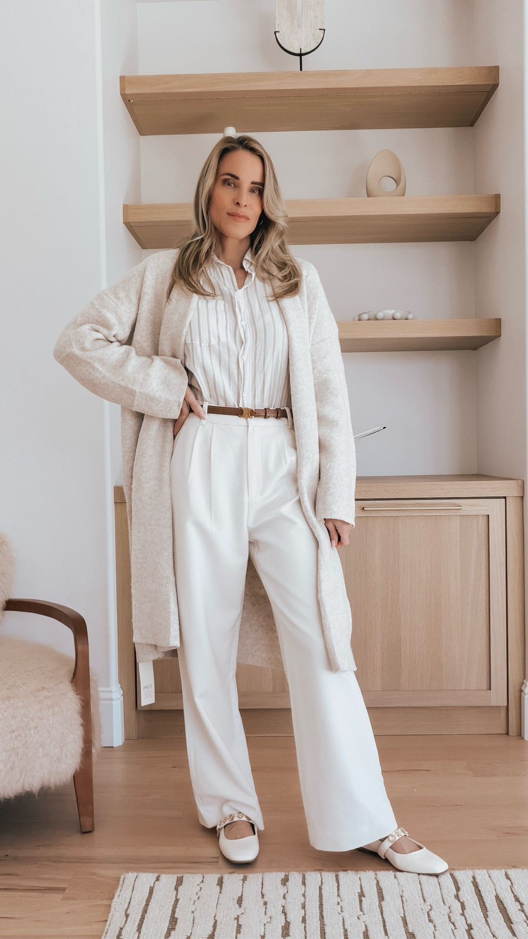 Cozy oversized maxi cardigan with waist belt styling

#LTKootd #LTKBeauty