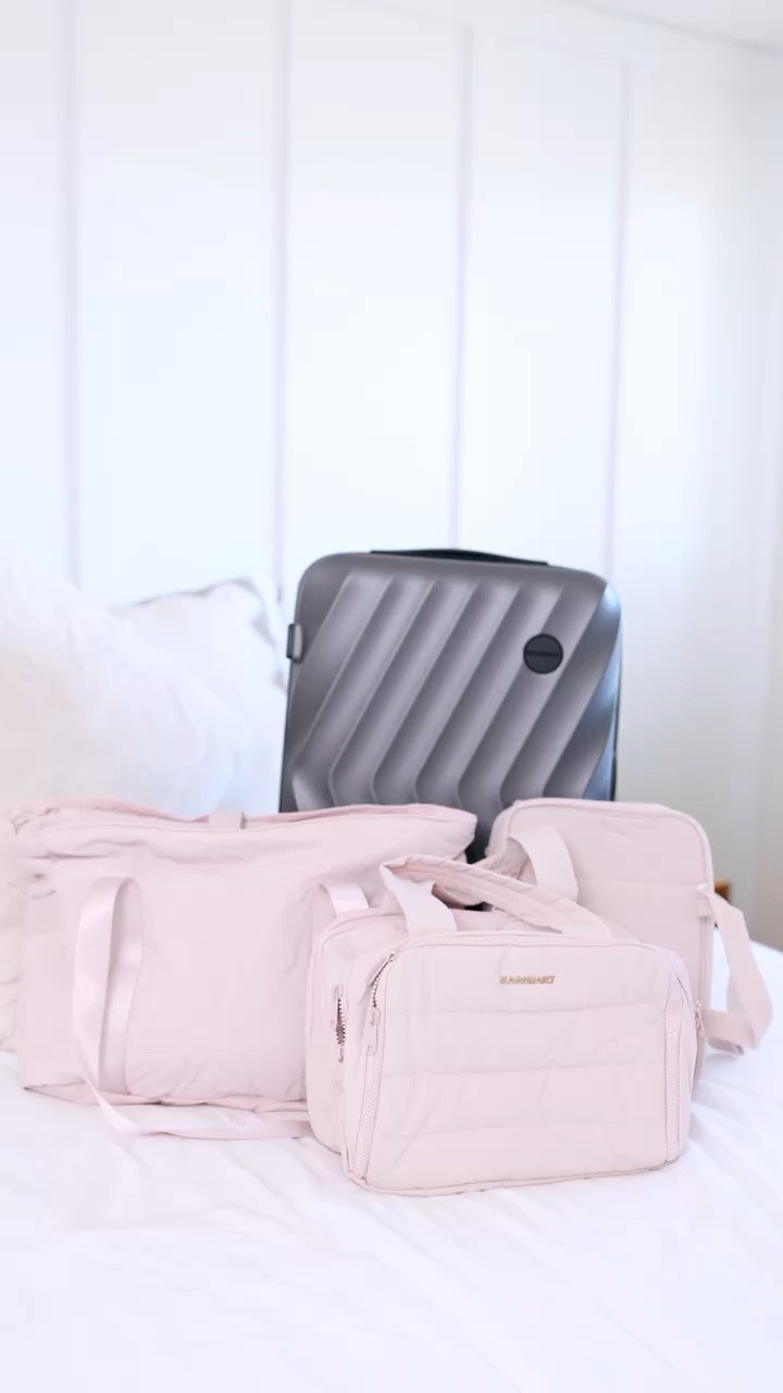 My hands down favorite travel gear! 💛

#LTKVideo #LTKItBag #LTKTravel