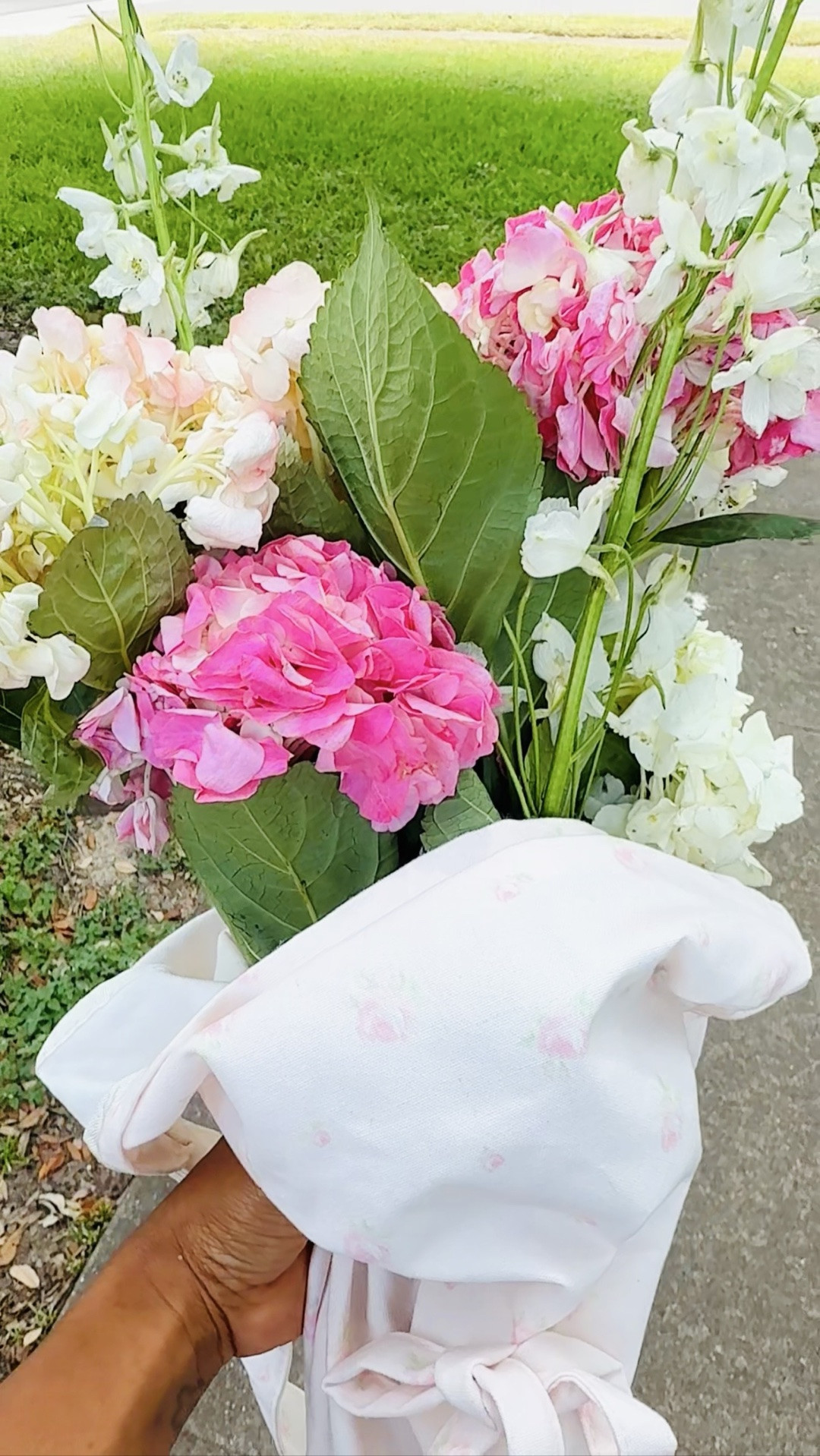 Beautiful flowers I got from the Love Shack Fancy x Target Event🌸

#LTKdayinmylife #LTKselfcare #LTKSeasonal