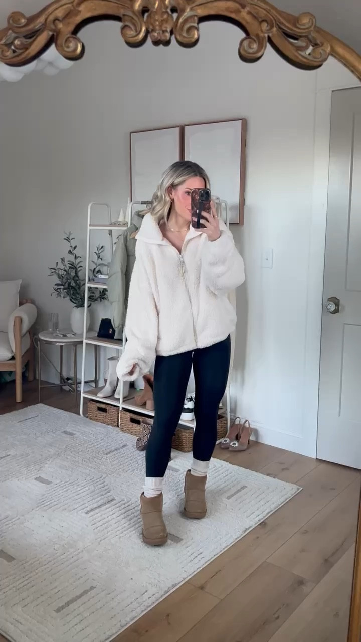 I’ll be living in this from now on!! Obsessed!!! 🤩 sized up to a medium!