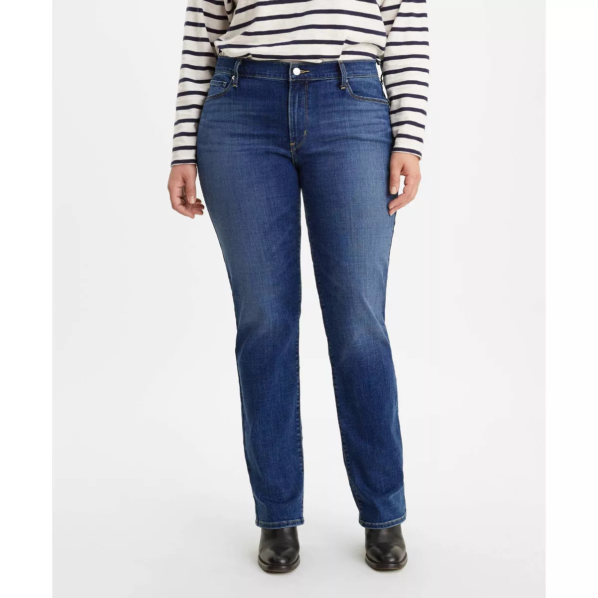 Levi's® Women's Mid-Rise Classic Straight Jeans | Target