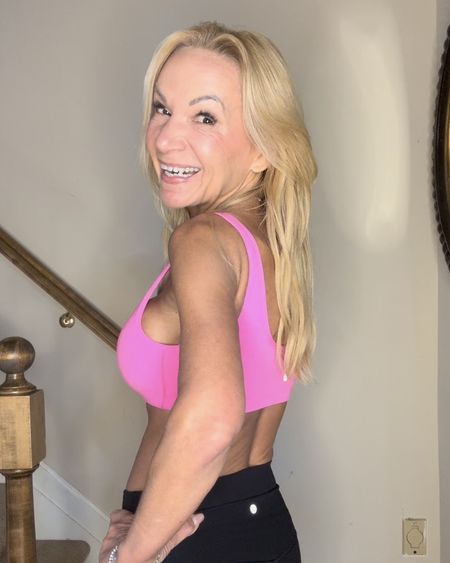 Nothing like a bright pop of color to give your mood a boost! Love this buttery soft sports bra. It looks great with black leggings and also super cute with my white tennis skirt. 

xoxo
Elizabeth 

#LTKfitness #LTKstyletip #LTKover40
