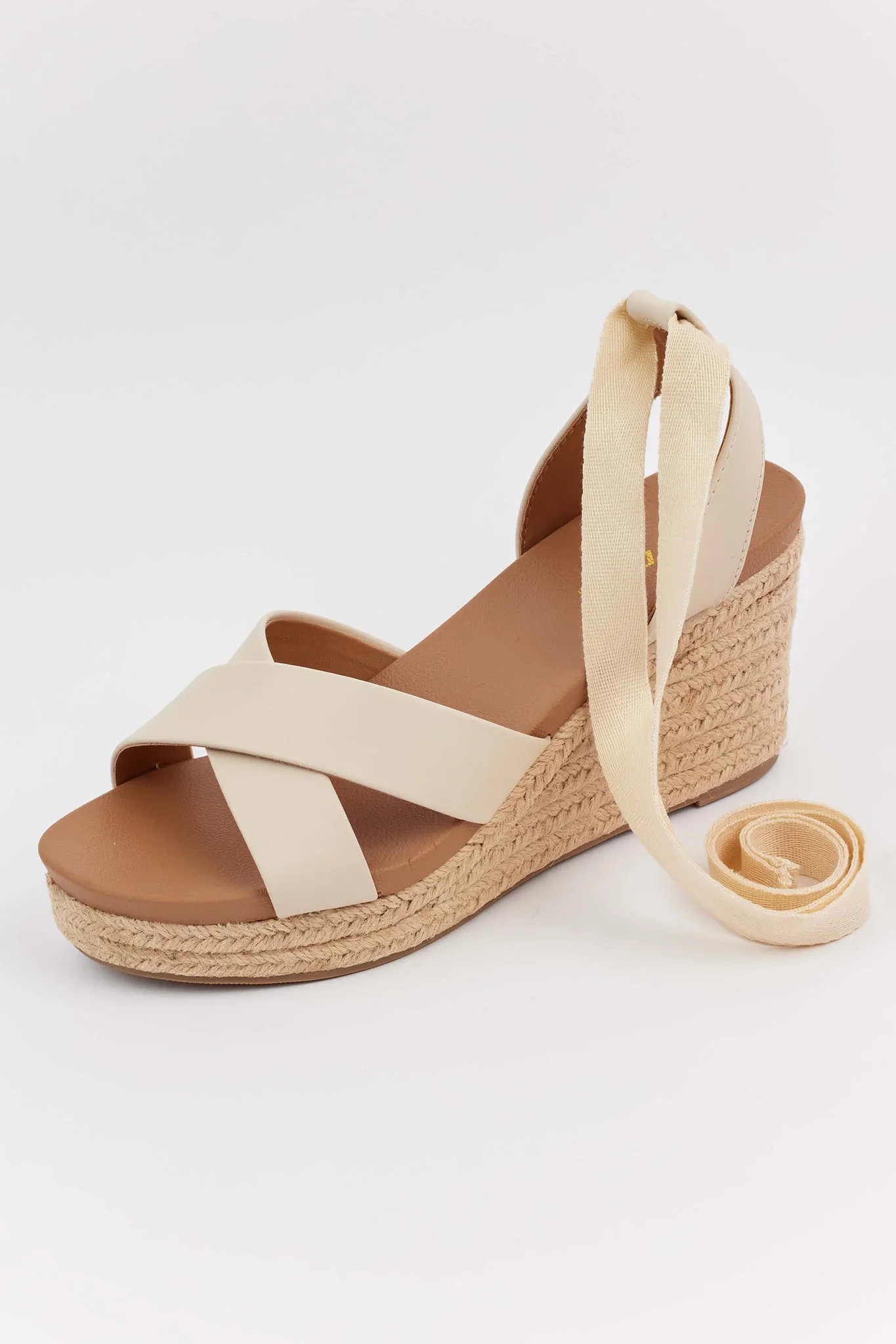 Louella Wedges | Avara