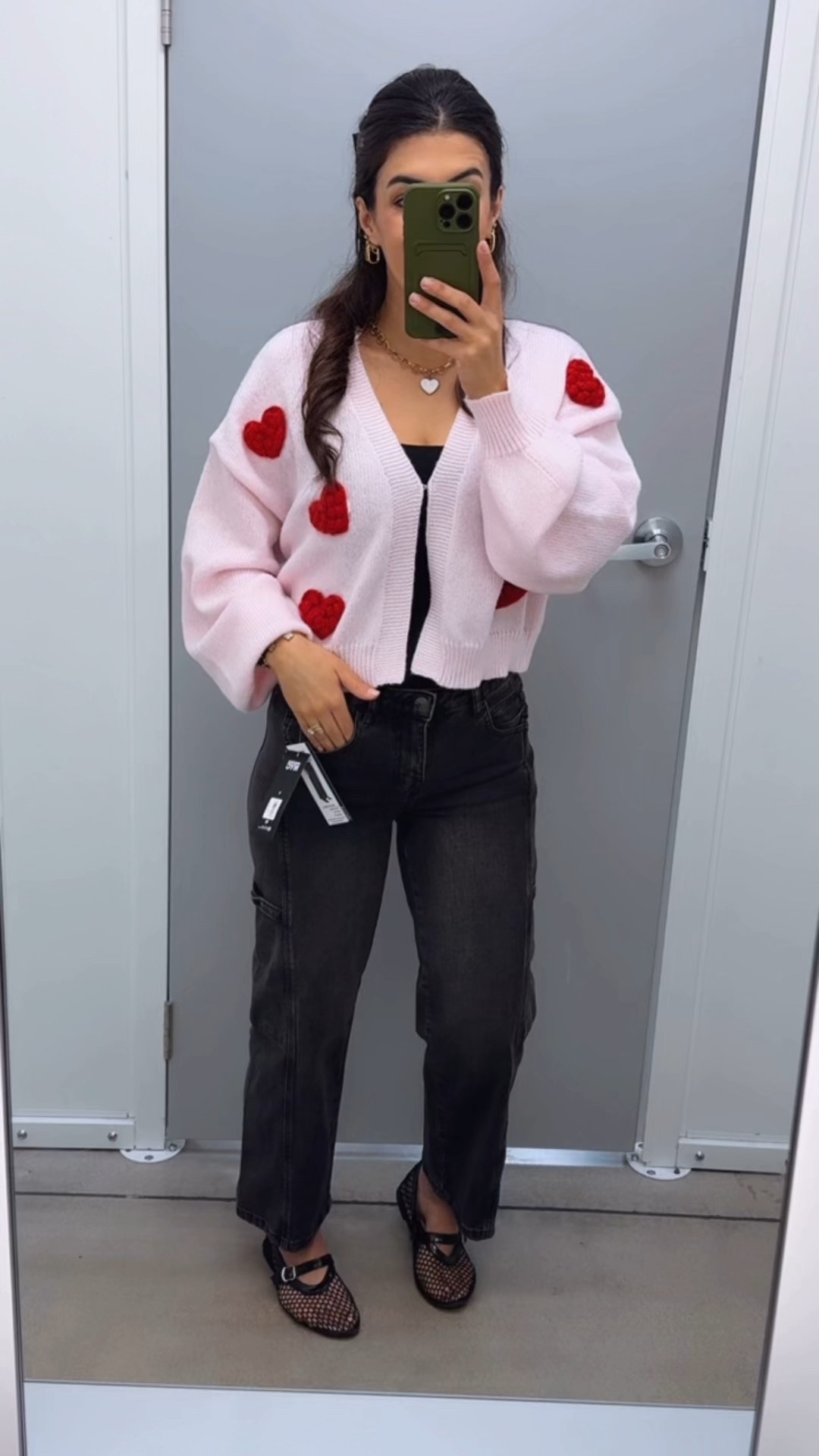 Walmart valentines 💘 outfit idea ⬇️
•Cardigan in size L
•Jeans in size 0

#LTKFindsUnder50 #LTKFindsUnder100 #LTKootd