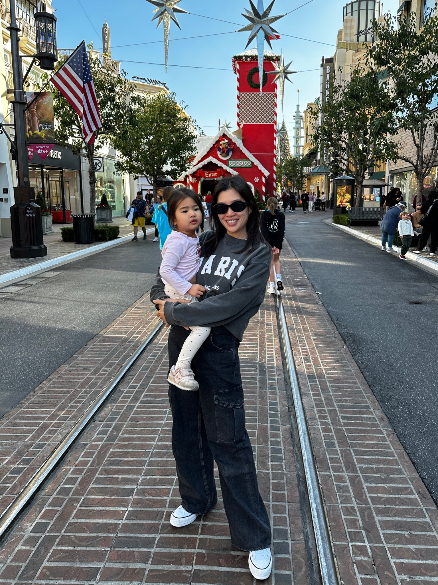 Afternoon at The Grove 
