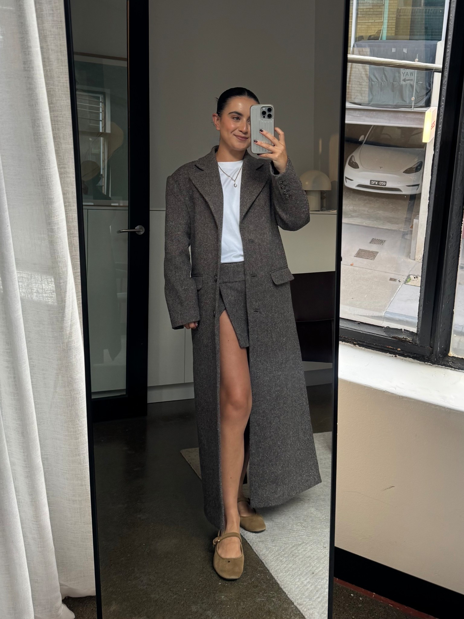 Back in the studio and the Spring wardrobe staples are in full swing! It was too nice not to get the legs out 

#LTKaustralia #LTKstyletip #LTKworkwear