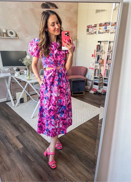 Spring dress from Walmart 

Puff sleeve dress // blue and pink patterned dress // midi dress // dress with cutouts // dress under $50 

#LTKSeasonal #LTKfindsunder50 #LTKstyletip