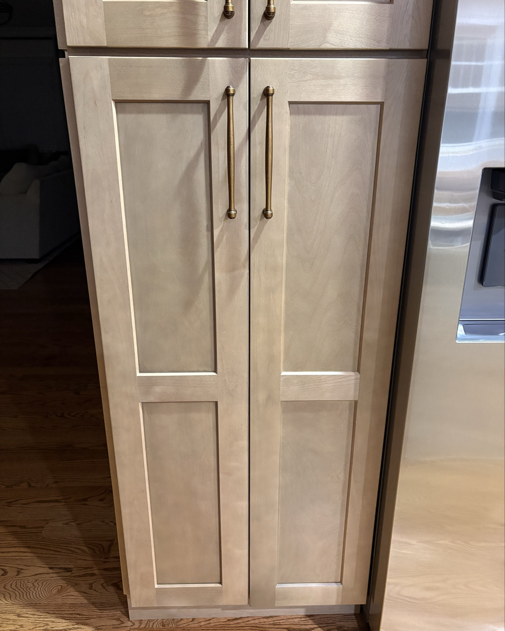 The right cabinet pulls make a difference in your kitchen. Here is what we chose for our kitchen cabinets! 

#LTKHome