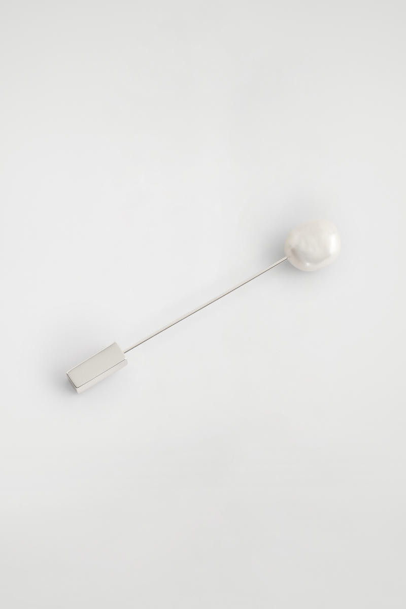 Freshwater Pearl Brooch | COS (US)