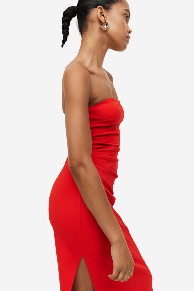 Gathered bandeau dress | H&M (UK, MY, IN, SG, PH, TW, HK)